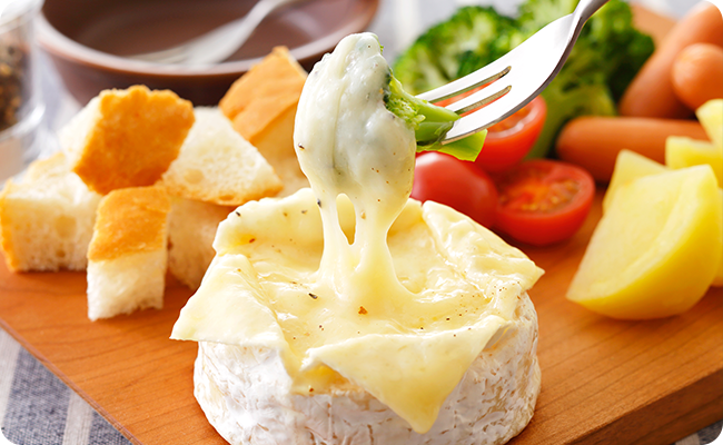 Camembert Cheese Fondue