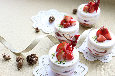 Strawberry Shortcake (X’mas version)