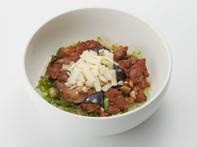 たっぷりチーズのチキントマト 札幌パセオ店 よつ葉ホワイトコージ