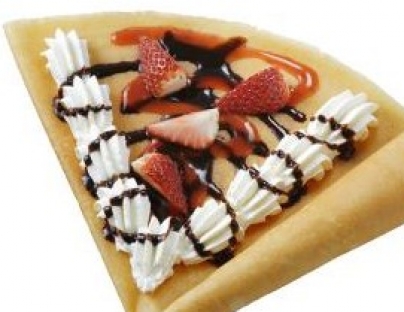 いちごとチョコレートのクレープ 新千歳空港店 よつ葉ホワイトコージ いちごとチョコレートのクレープ 新千歳空港店 よつ葉ホワイトコージ